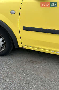 Минивэн Opel Combo 2006 в 