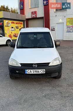 Минивэн Opel Combo 2003 в 