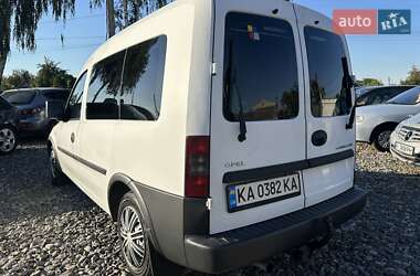 Минивэн Opel Combo 2006 в 