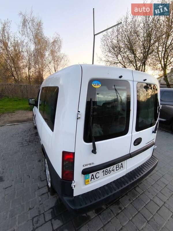 Минивэн Opel Combo 2006 в Владимире