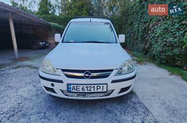Вантажний фургон Opel Combo 2008 в Дніпрі