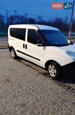 Минивэн Opel Combo 2012 в Вольногорске