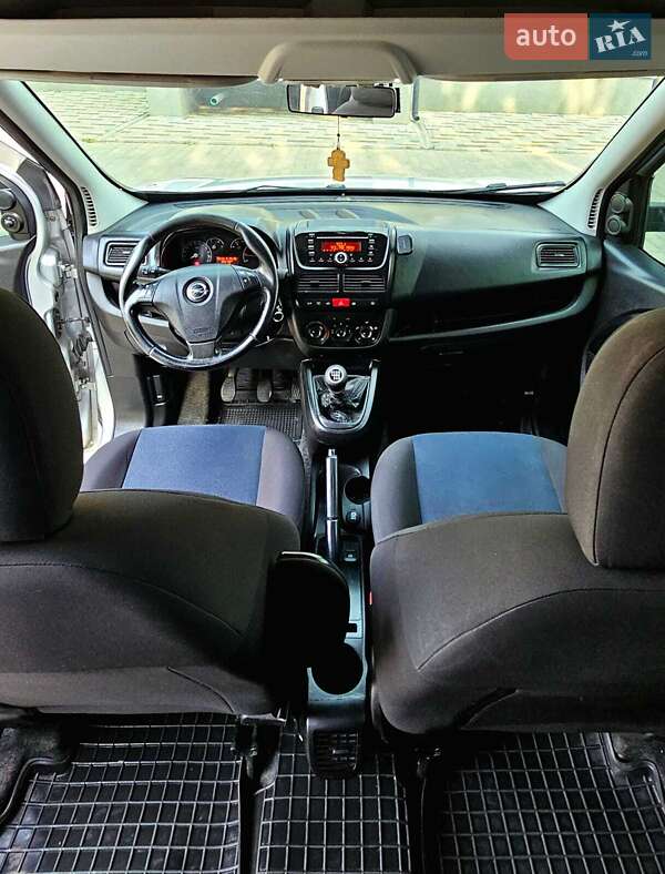 Минивэн Opel Combo 2012 в Ковеле
