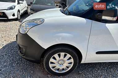 Минивэн Opel Combo 2012 в 