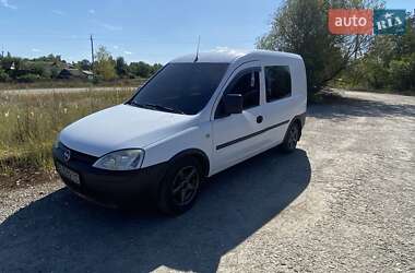 Мінівен Opel Combo 2004 в Кролевці