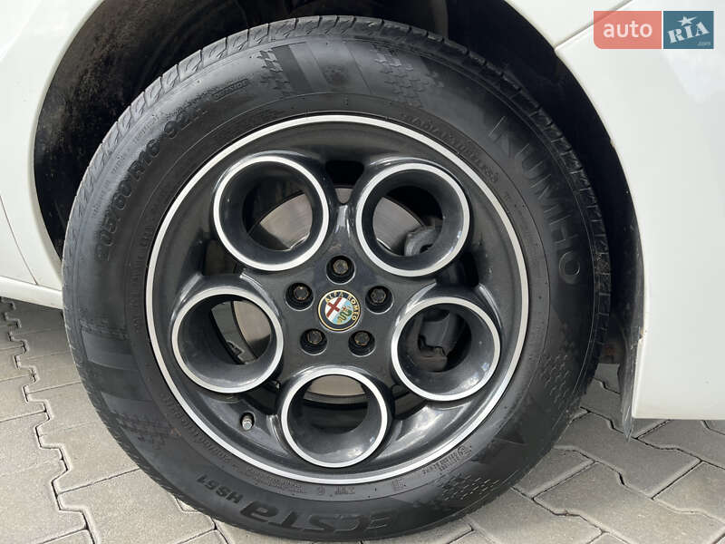 Грузовой фургон Opel Combo 2012 в Коломые