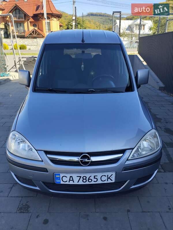 Opel Combo 2009