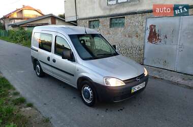 Минивэн Opel Combo 2005 в 