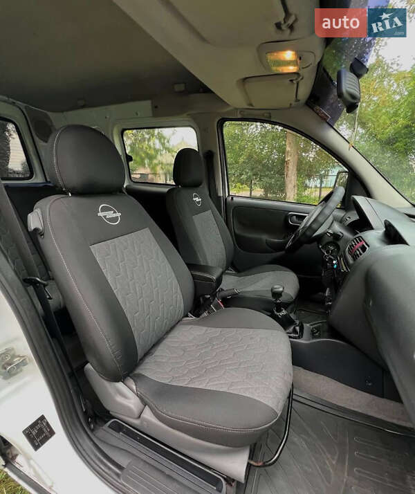 Минивэн Opel Combo 2006 в Киеве