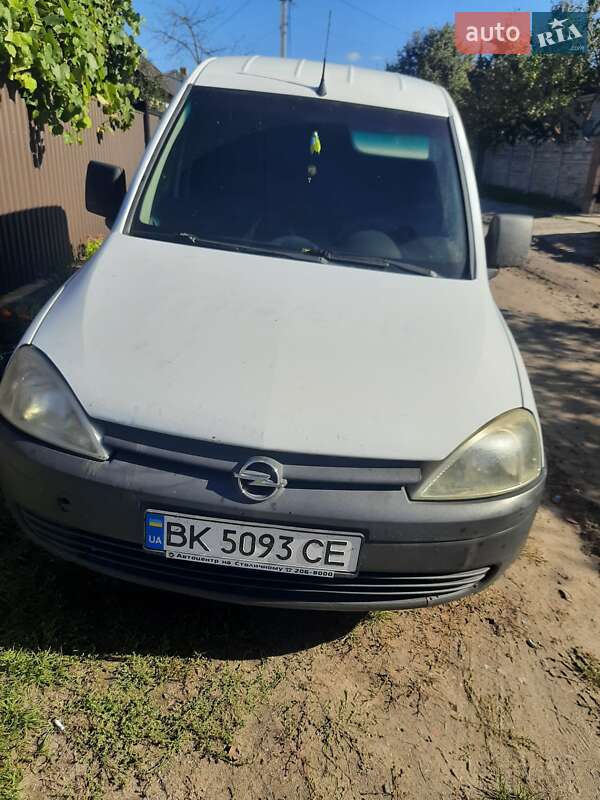 Грузовой фургон Opel Combo 2005 в Славуте