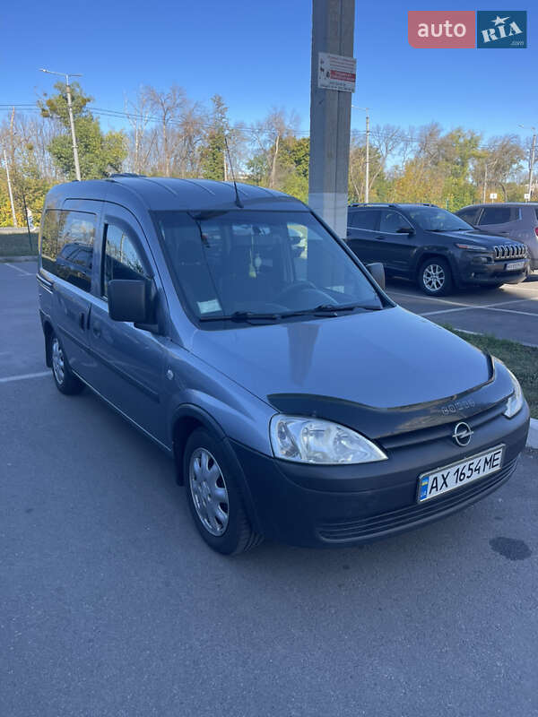 Минивэн Opel Combo 2009 в Харькове