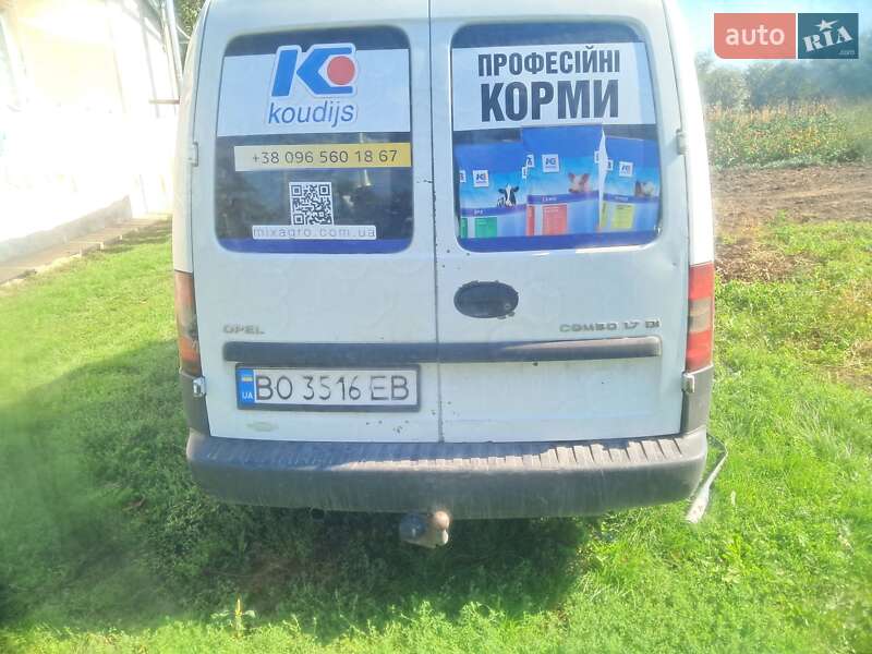 Грузовой фургон Opel Combo 2003 в Борщеве