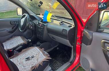 Минивэн Opel Combo 2005 в 
