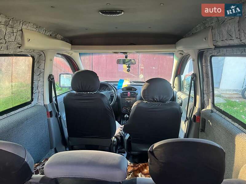 Минивэн Opel Combo 2005 в Богородчанах
