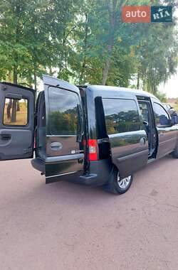 Минивэн Opel Combo 2005 в 
