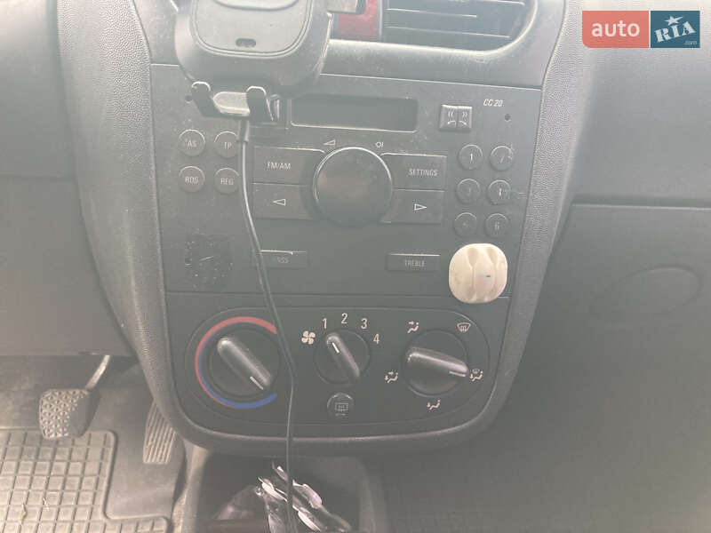 Вантажний фургон Opel Combo 2008 в Милій