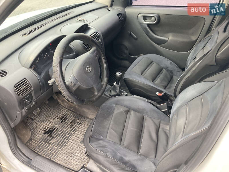 Вантажний фургон Opel Combo 2008 в Милій