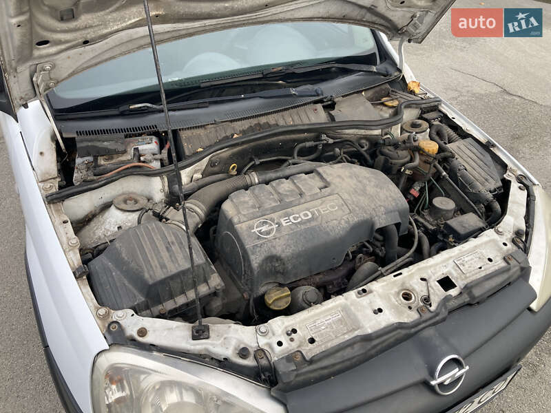 Вантажний фургон Opel Combo 2008 в Милій