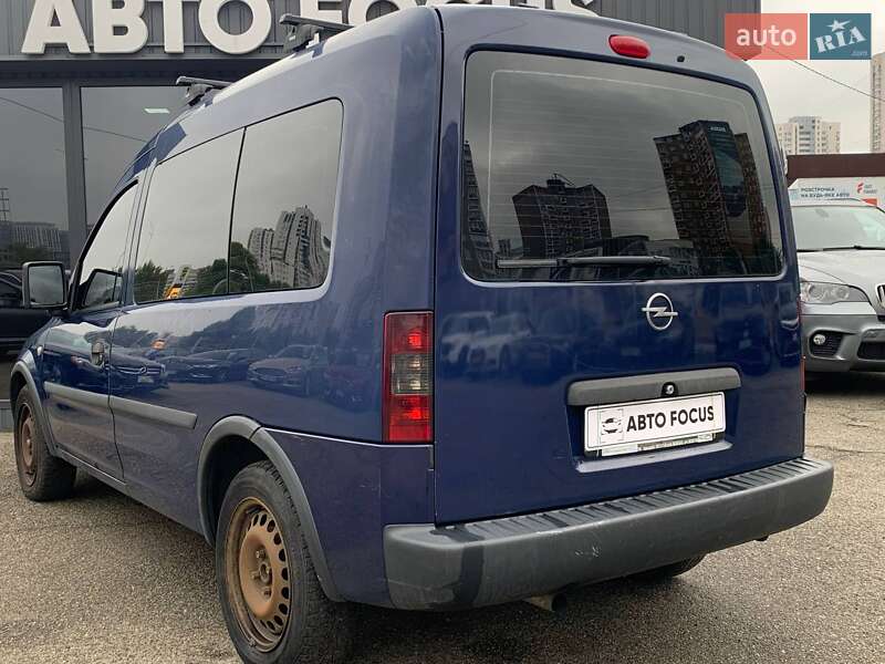 Минивэн Opel Combo 2008 в Киеве