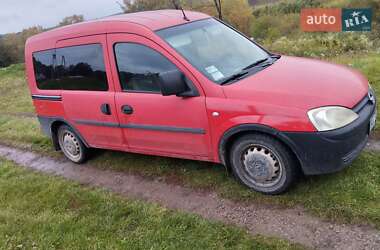 Минивэн Opel Combo 2004 в 