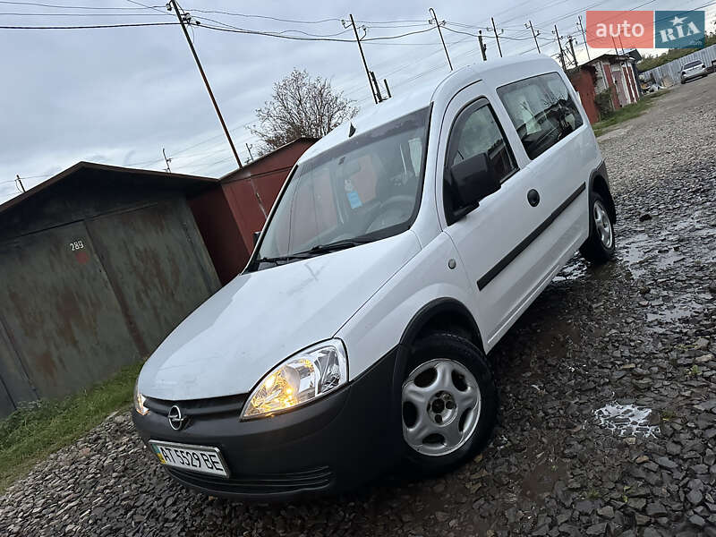Opel Combo 2004
