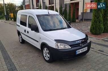 Минивэн Opel Combo 2005 в 