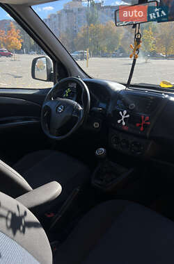 Минивэн Opel Combo 2012 в 