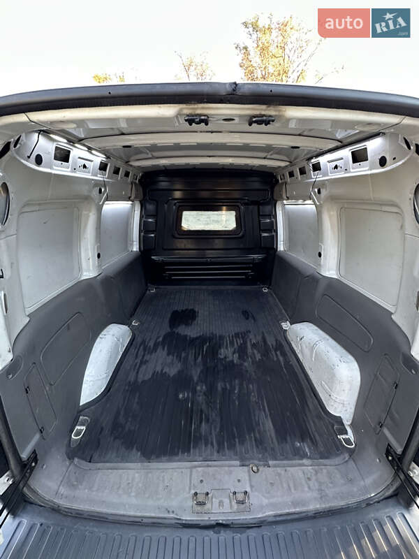 Вантажний фургон Opel Combo 2004 в Дніпрі фото 10 Вантажний фургон Opel Combo 2004 в Дніпрі