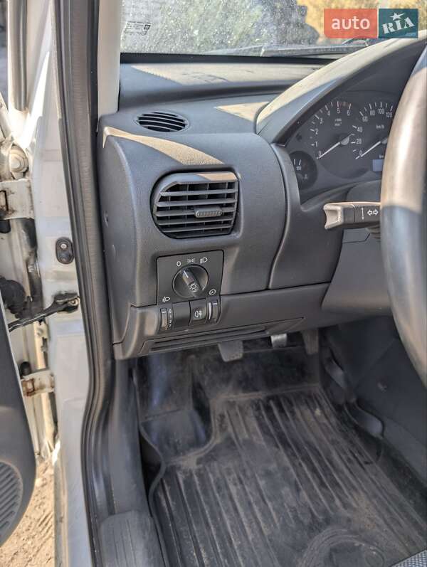 Минивэн Opel Combo 2008 в Великой Александровке фото 28 Минивэн Opel Combo 2008 в Великой Александровке