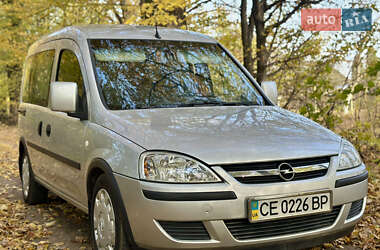 Мінівен Opel Combo 2006 в Сторожинці