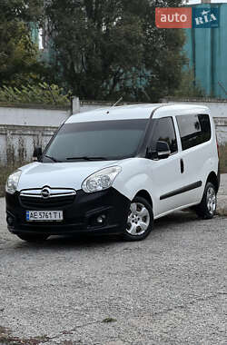 Грузовой фургон Opel Combo 2012 в Каменском