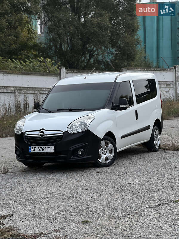 Opel Combo 2012