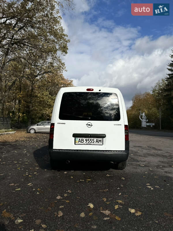 Мінівен Opel Combo 2009 в Хмільнику фото 5 Мінівен Opel Combo 2009 в Хмільнику