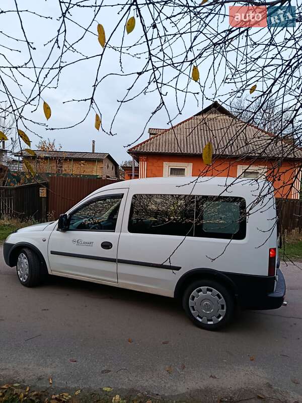 Минивэн Opel Combo 2006 в Броварах