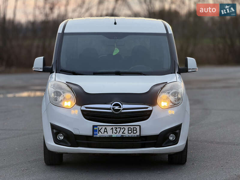 Минивэн Opel Combo 2012 в Мене