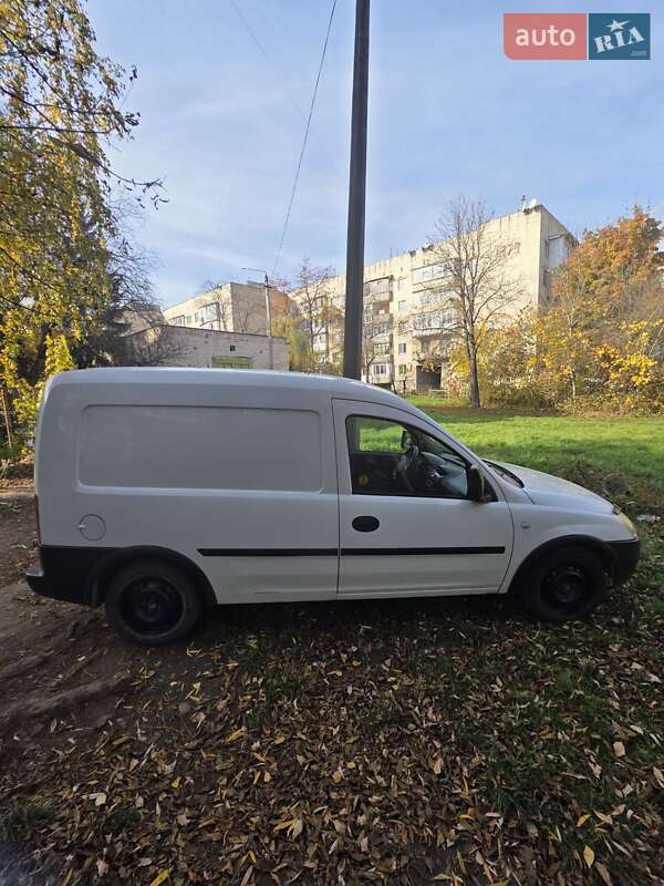 Грузовой фургон Opel Combo 2006 в Черновцах фото 4 Грузовой фургон Opel Combo 2006 в Черновцах