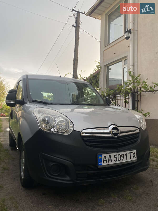 Opel Combo 2015