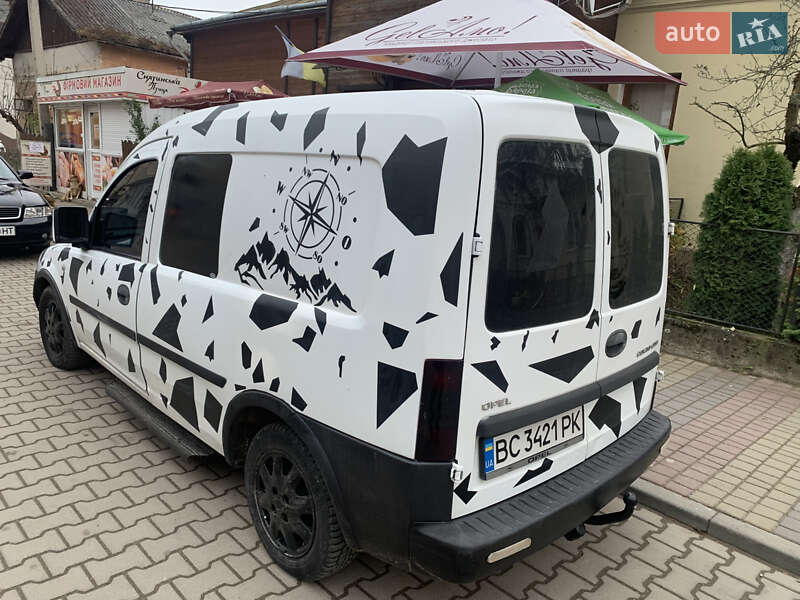 Мінівен Opel Combo 2003 в Кутах