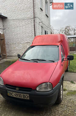 Грузовой фургон Opel Combo 1995 в Львове