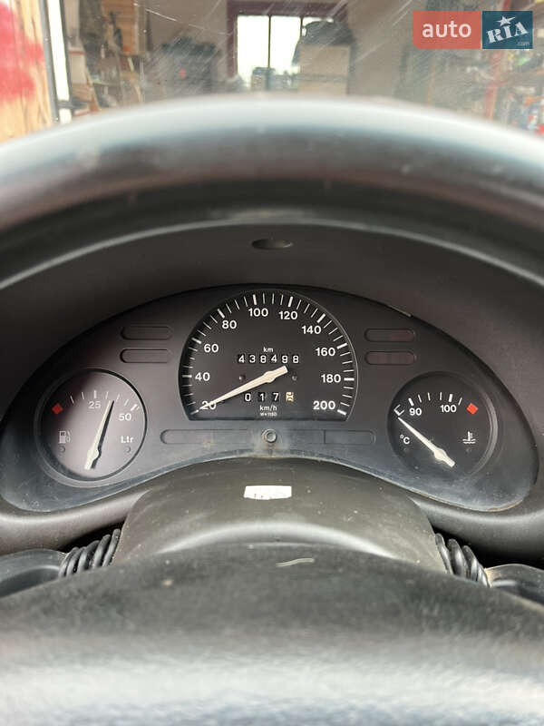 Вантажний фургон Opel Combo 1995 в Львові