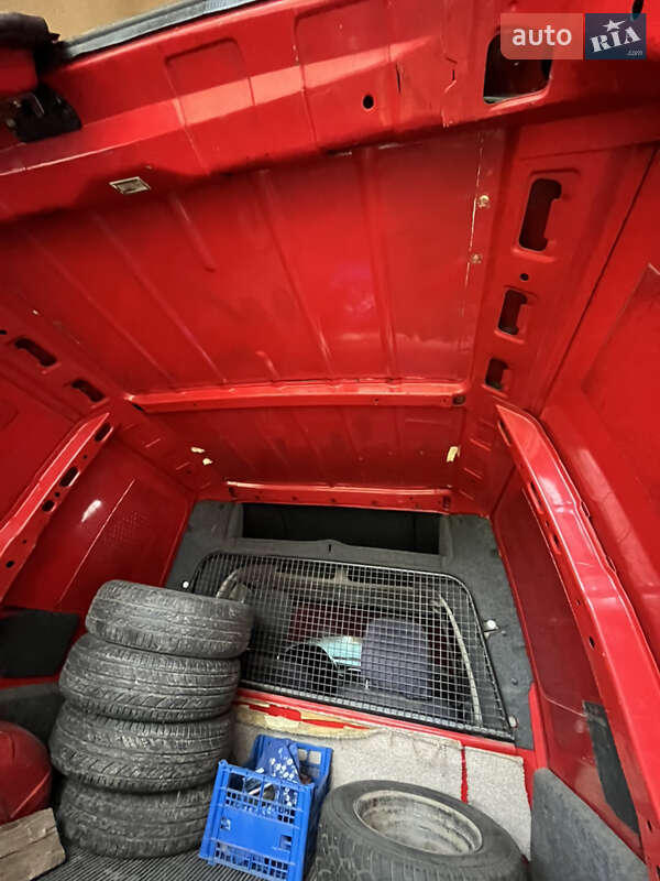 Вантажний фургон Opel Combo 1995 в Львові