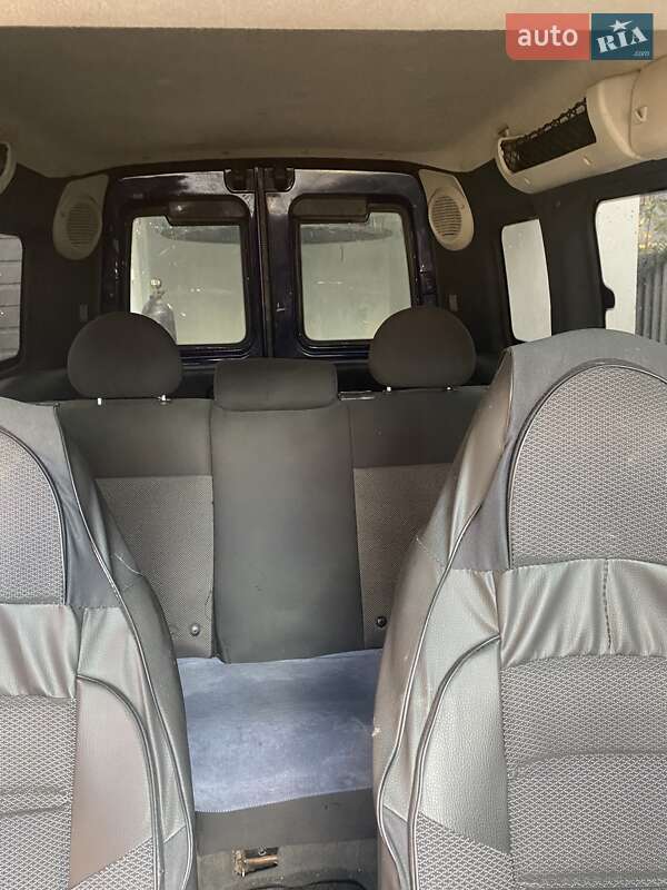 Минивэн Opel Combo 2005 в Мукачево фото 4 Минивэн Opel Combo 2005 в Мукачево