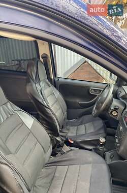 Минивэн Opel Combo 2005 в Мукачево
