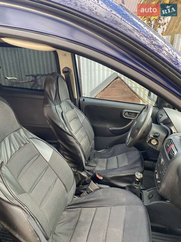 Минивэн Opel Combo 2005 в Мукачево