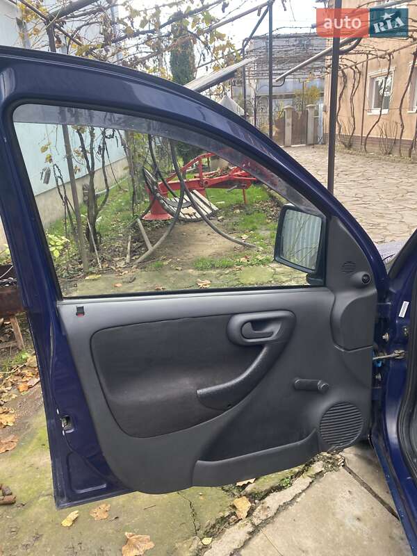 Минивэн Opel Combo 2005 в Мукачево