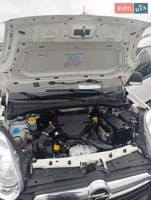 Минивэн Opel Combo 2017 в Черновцах