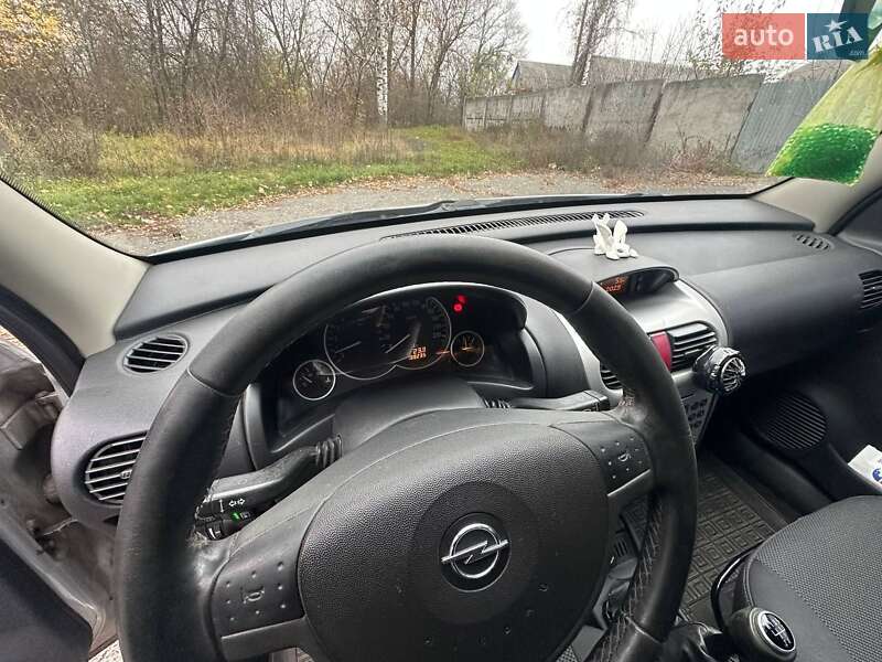 Мінівен Opel Combo 2005 в Полтаві