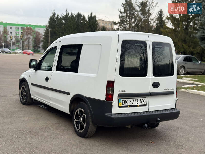 Минивэн Opel Combo 2002 в Ровно