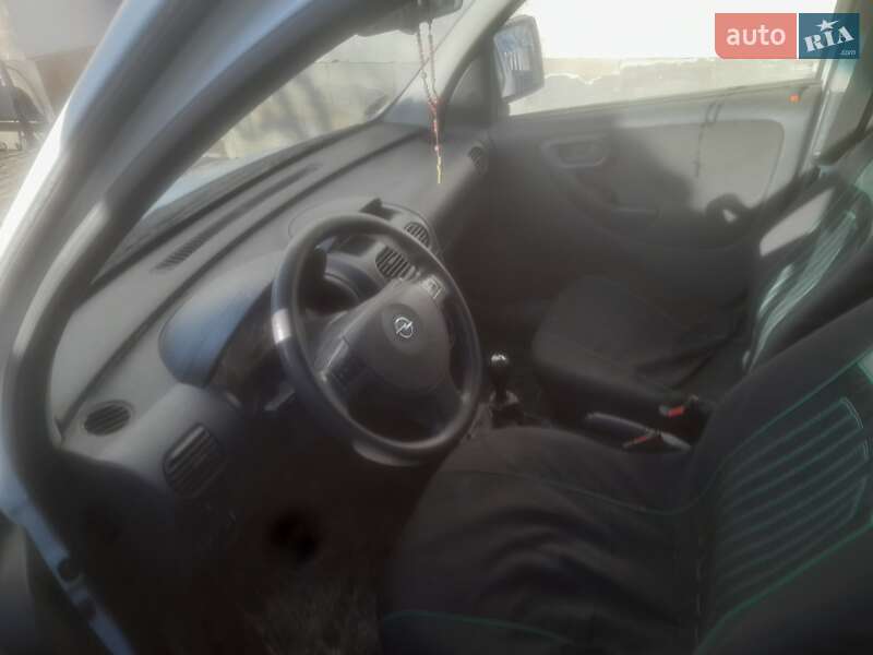 Минивэн Opel Combo 2006 в Надворной