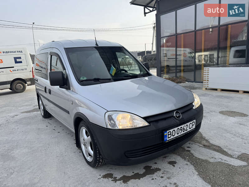 Минивэн Opel Combo 2004 в Теребовле